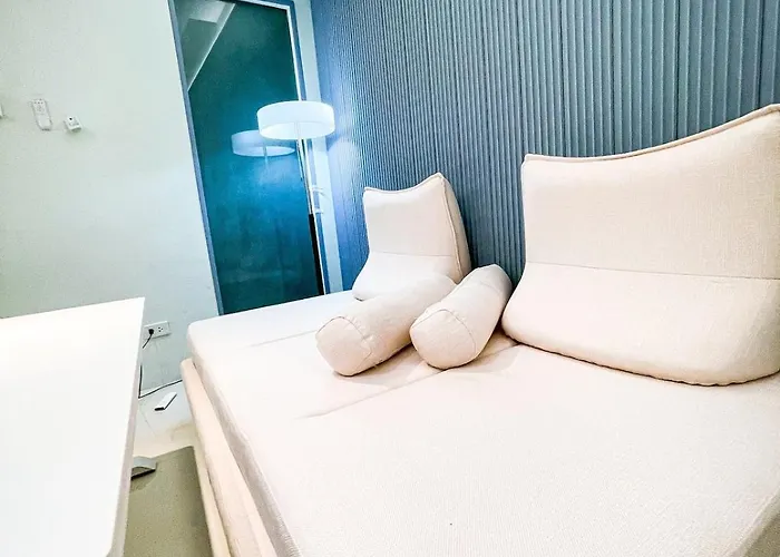 Luxury Penthouse Near Solaire, Of Dreams