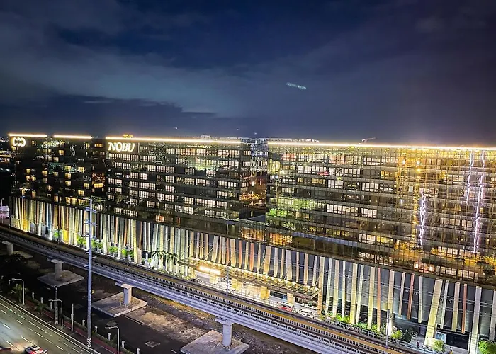 Luxury Penthouse Near Solaire, Of Dreams * Манила