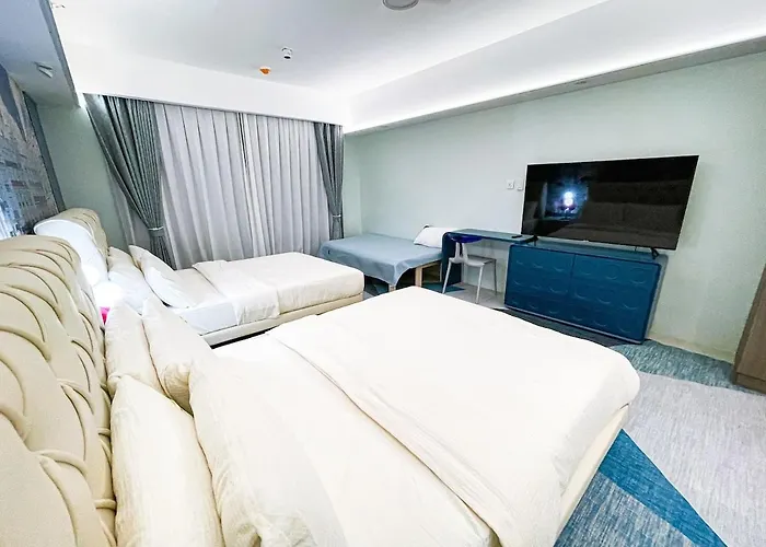 Апартаменты Luxury Penthouse Near Solaire, Of Dreams